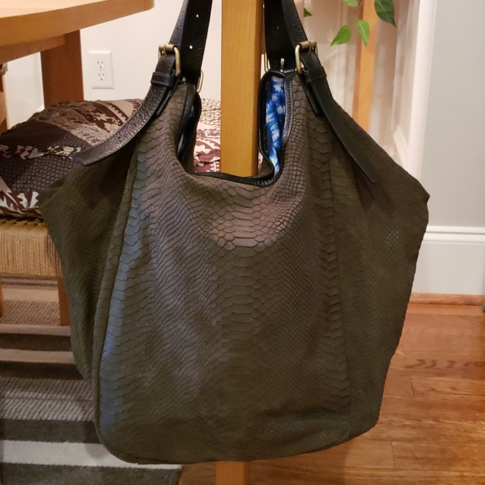 Cynthia Vincent Tote Bag